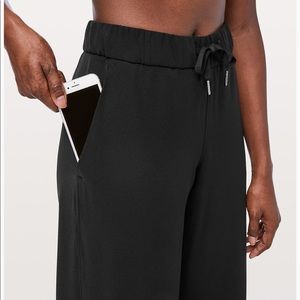 Lululemon On the Fly Wide Leg Pant